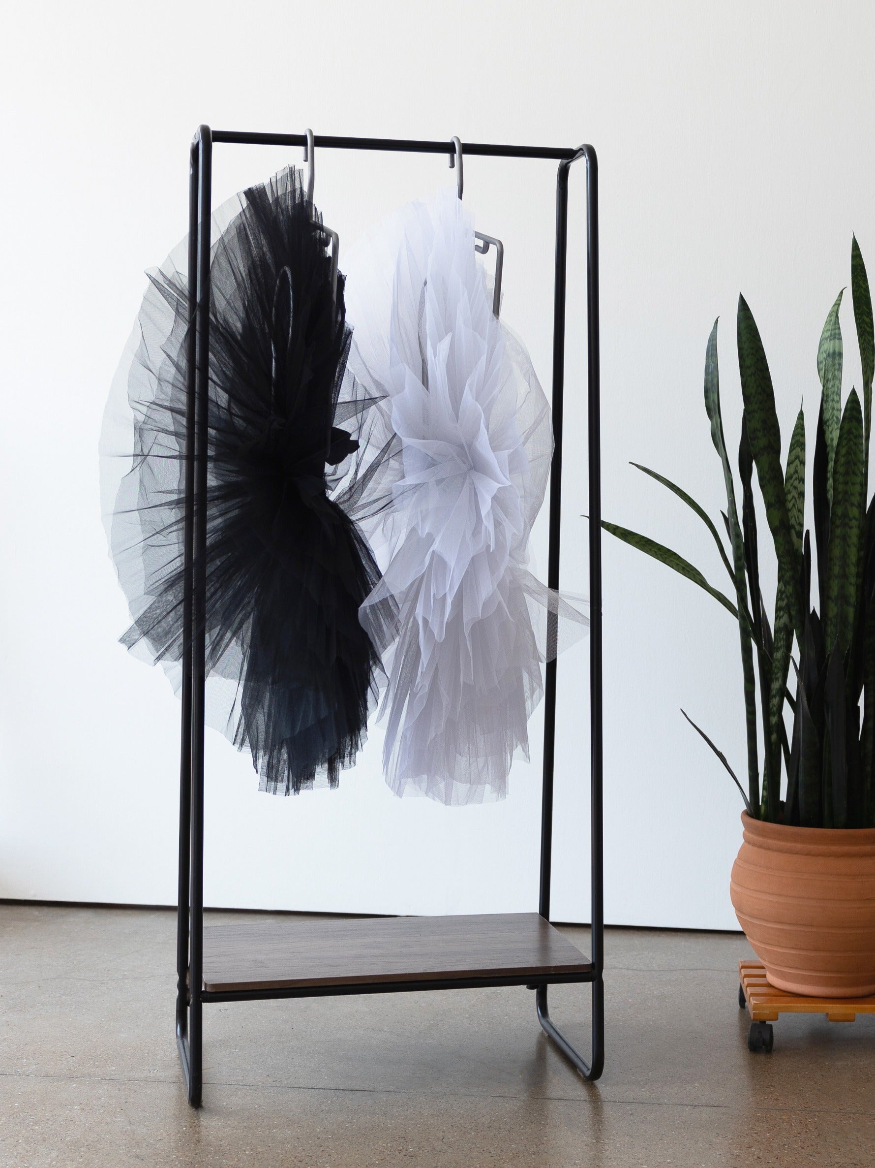 1596 Tutu Hanger 1596 Tutu Hanger