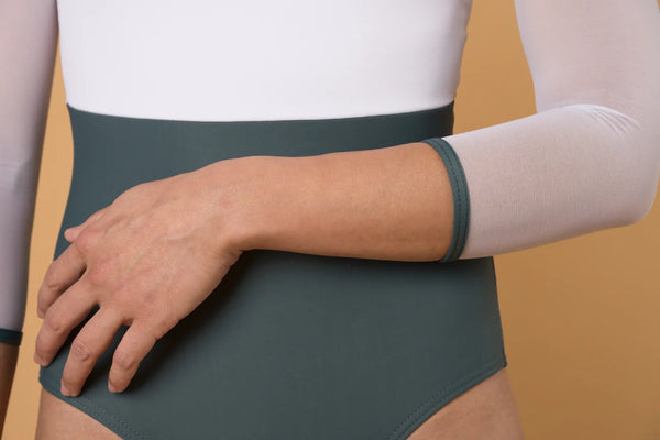 Avery Leotard Pine