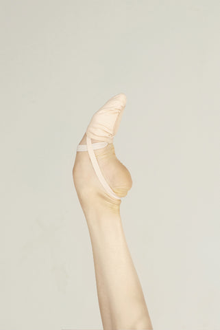 2037W Hanami (BLK) Split Sole Canvas Ballet Slipper