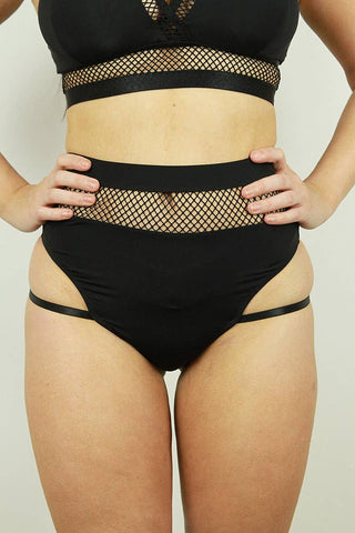 Maddox Low Waist Garter Short - BLACK