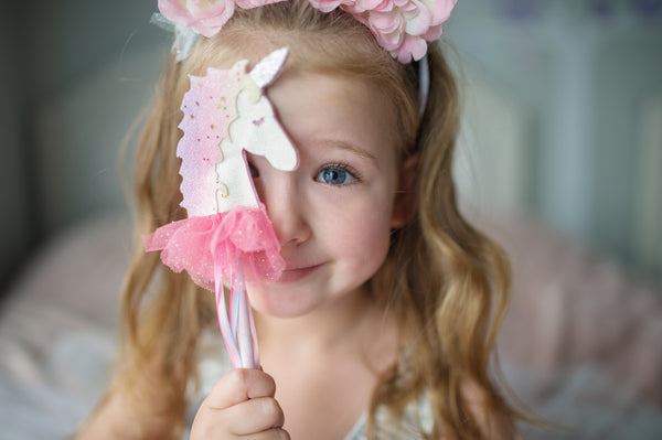 15960 Fanciful Unicorn Wand