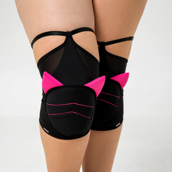 Classic Kitty Bombs Pink Dance knee pads