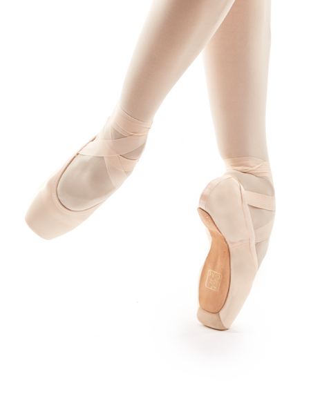 Gaynor Minden Europa Classic Pointe Shoes DV HH Hard (Very Stiff)