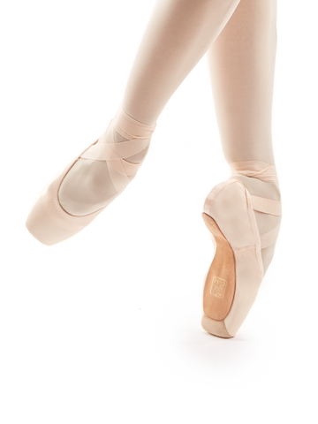 Gaynor Minden Europa Classic Pointe Shoes DV HH Hard (Very Stiff)