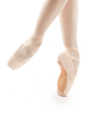 Gaynor Minden Europa Classic Pointe Shoes DV HH Hard (Very Stiff)