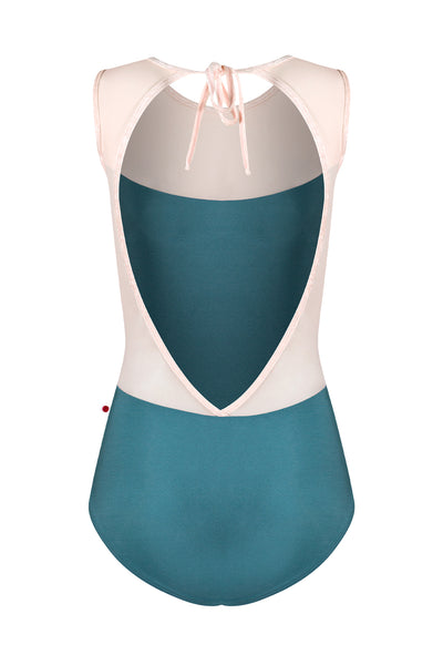 Yumiko Olivia Leotard