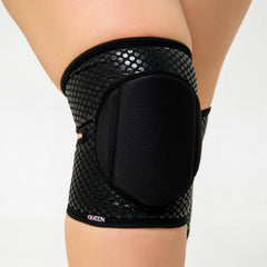 Black Grippy knee pads