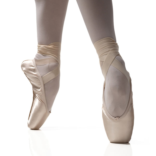 R-Class CL70 Arpeggia Pointe Shoe S