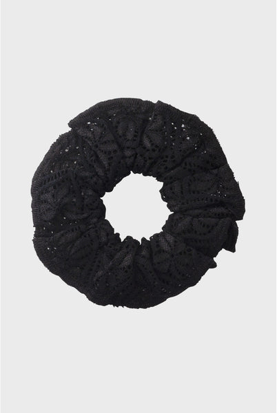 DIV108 Lace Scrunchie